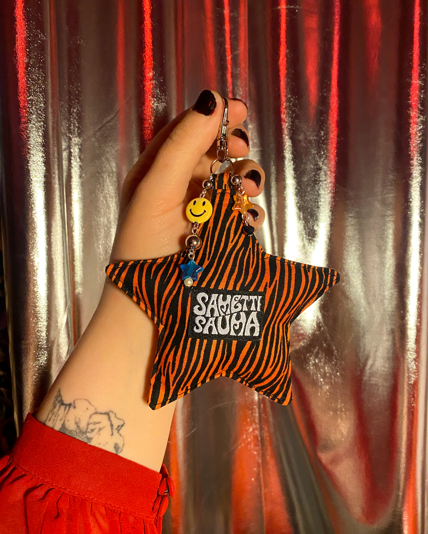 Bag charm tähti ☆ oranssi tiikeri 02