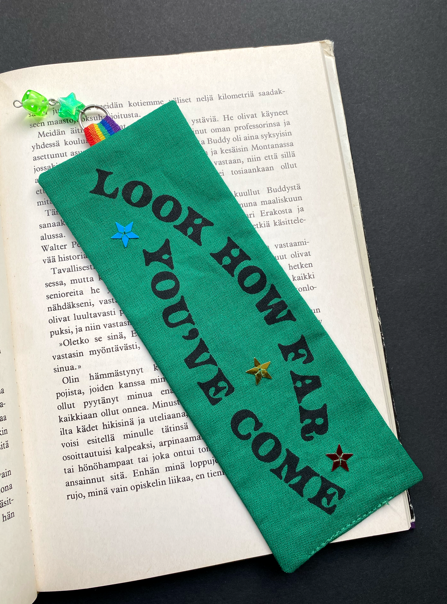 Look how far you've come • kangaskirjanmerkki vihreä