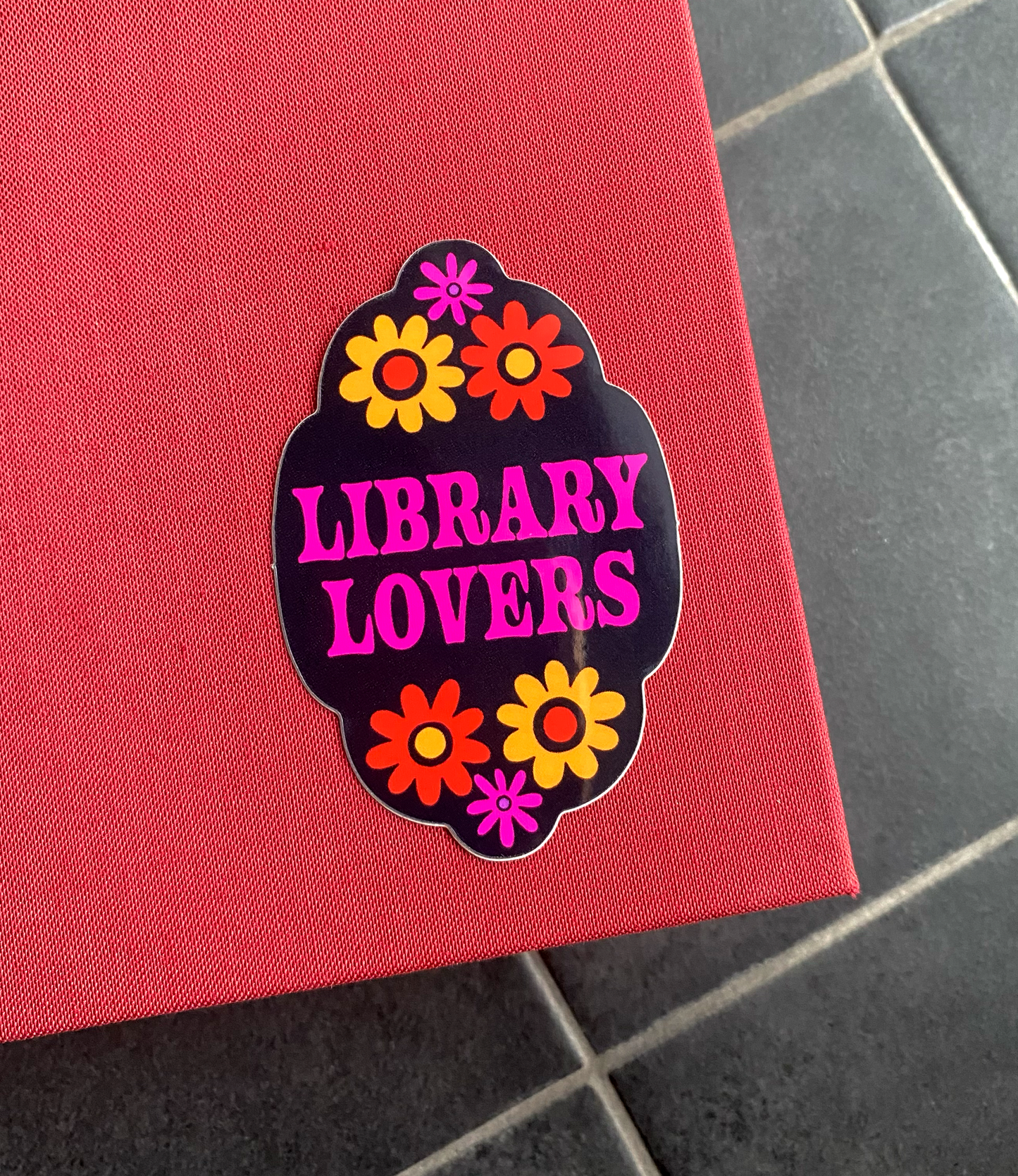Library lovers • tarra