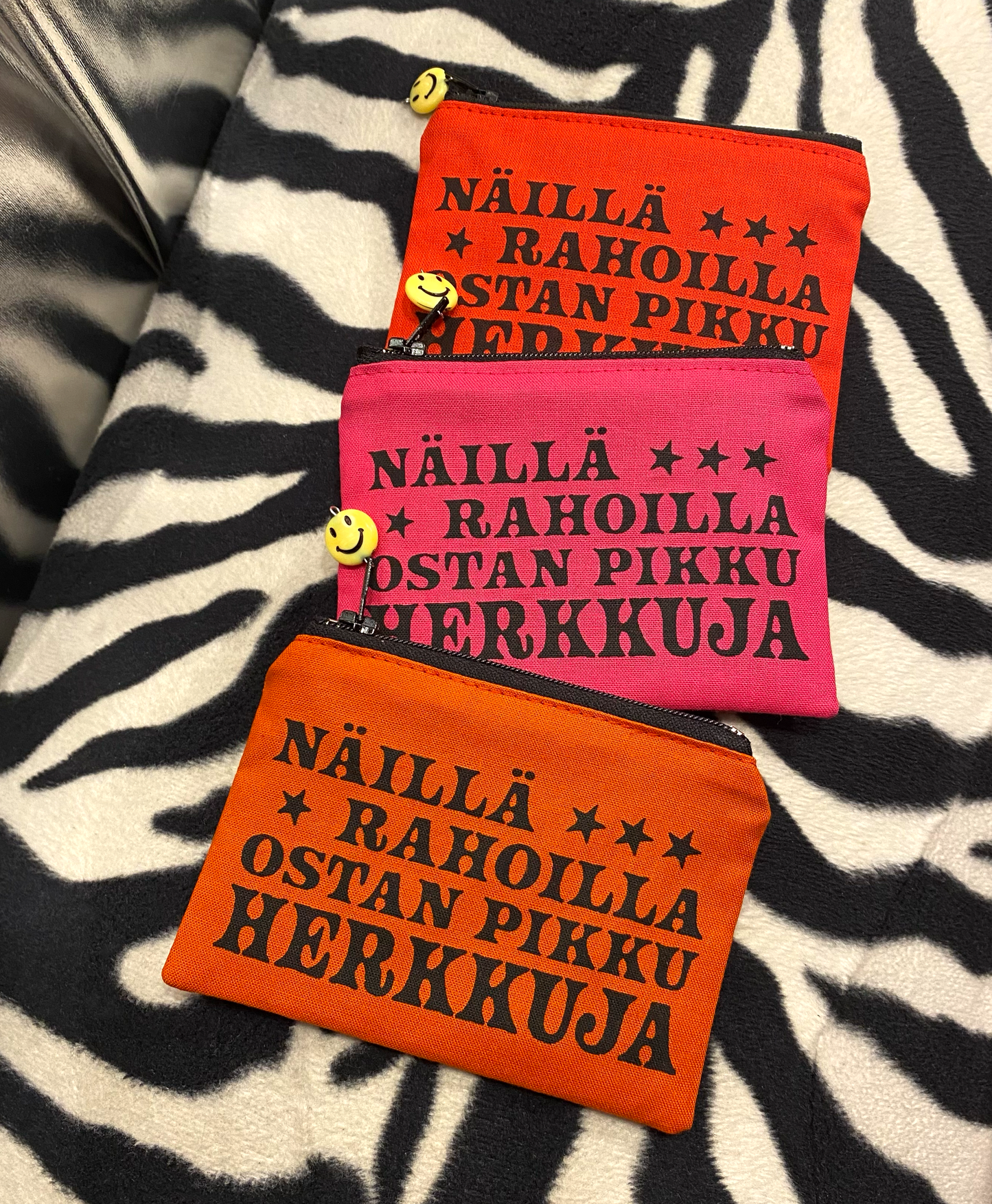 Näillä rahoilla ostan pikku herkkuja • kolikkokukkaro