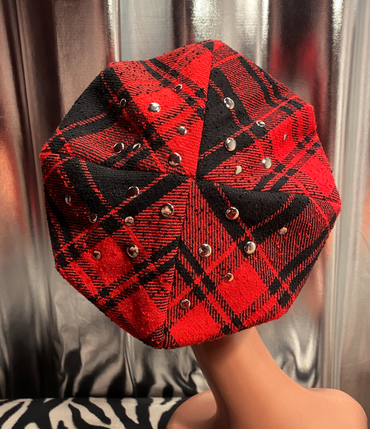 Niittiruutu • baskeri