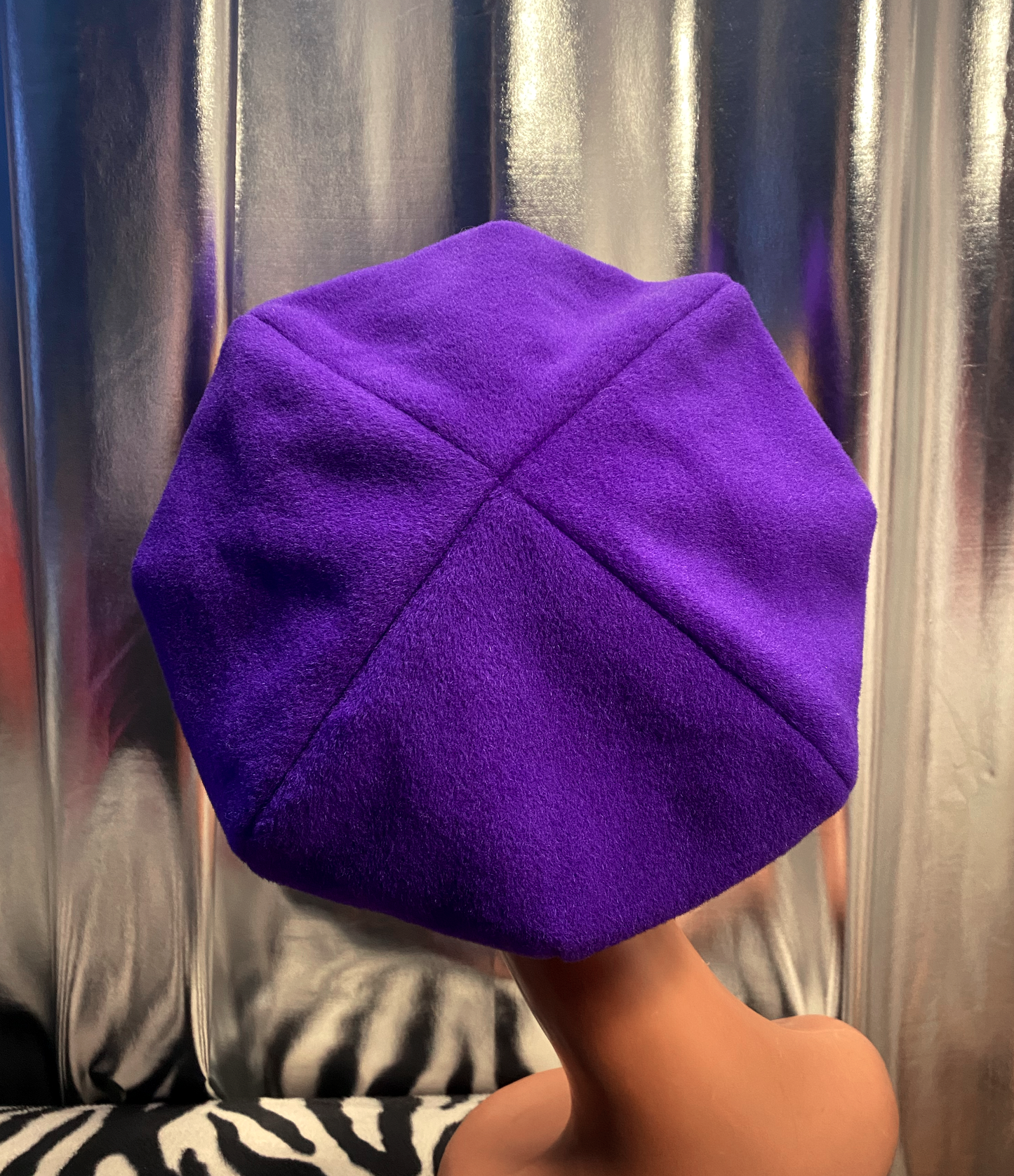 Violet • baskeri