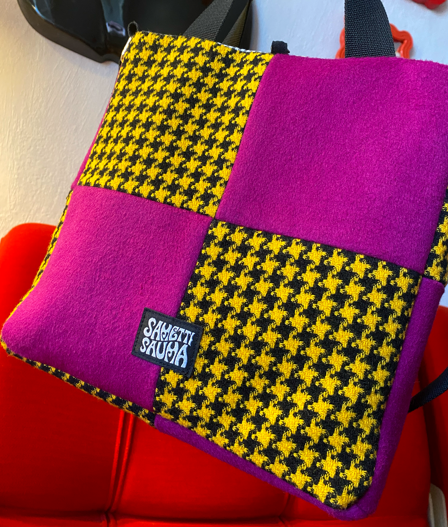 Molli-laukku • pinkki + keltainen villakangas